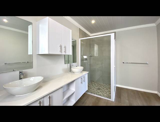 3 BEDROOM HOUSE FOR SALE IN PORT OWEN